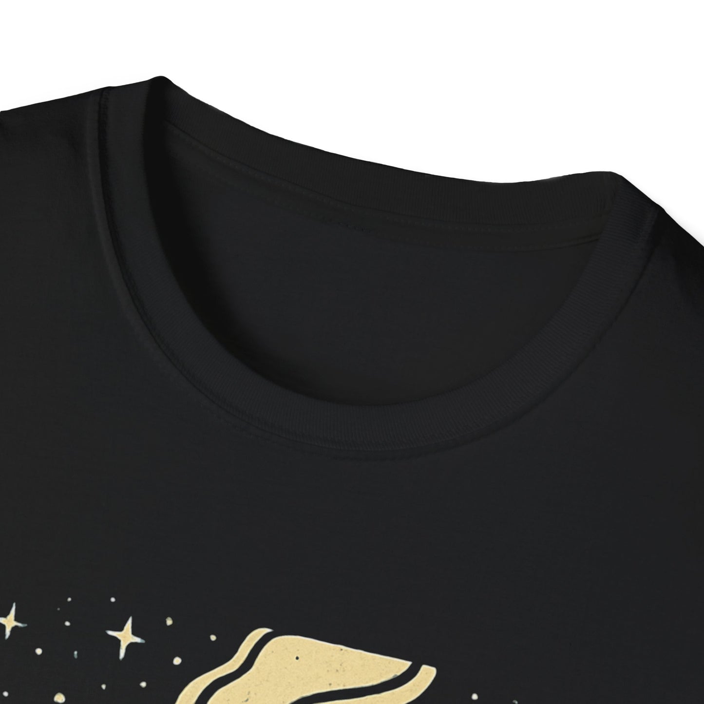 Escape to Nature T-Shirt – Minimalist Outdoor Aesthetic Tee