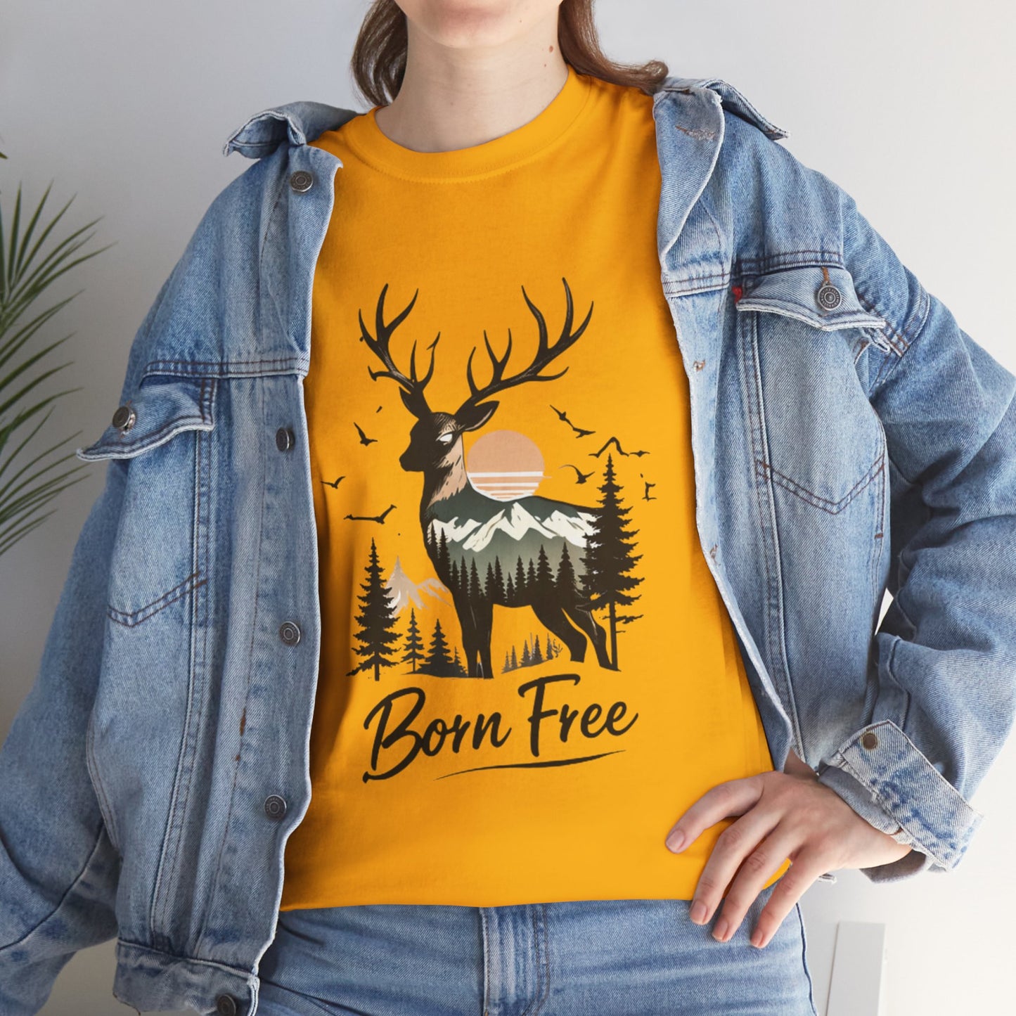 Minimalist Deer Nature T-Shirt – Forest Wildlife Graphic Tee, Calm Aesthetic Shirt