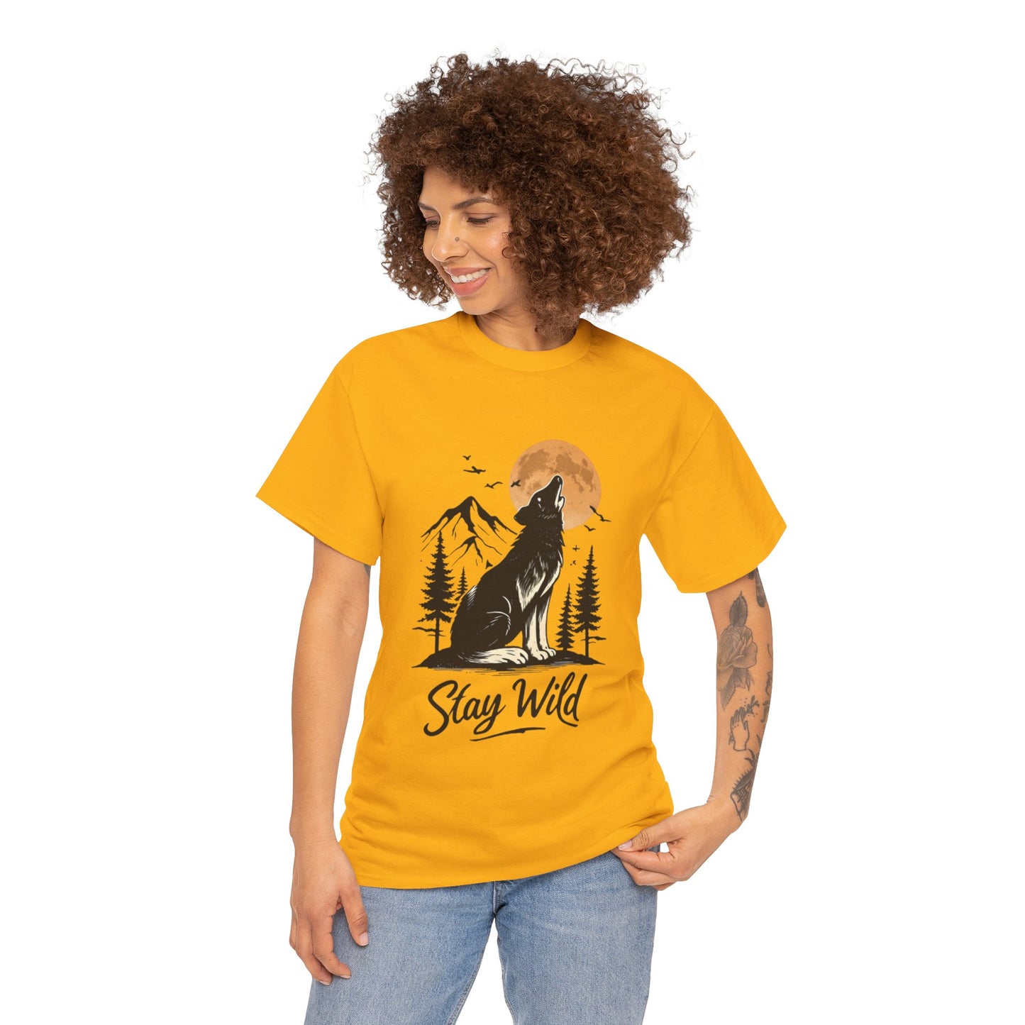 Howling Wolf Stay Wild Shirt – Aesthetic Nature Tee for Outdoor Lovers & Adventure Souls
