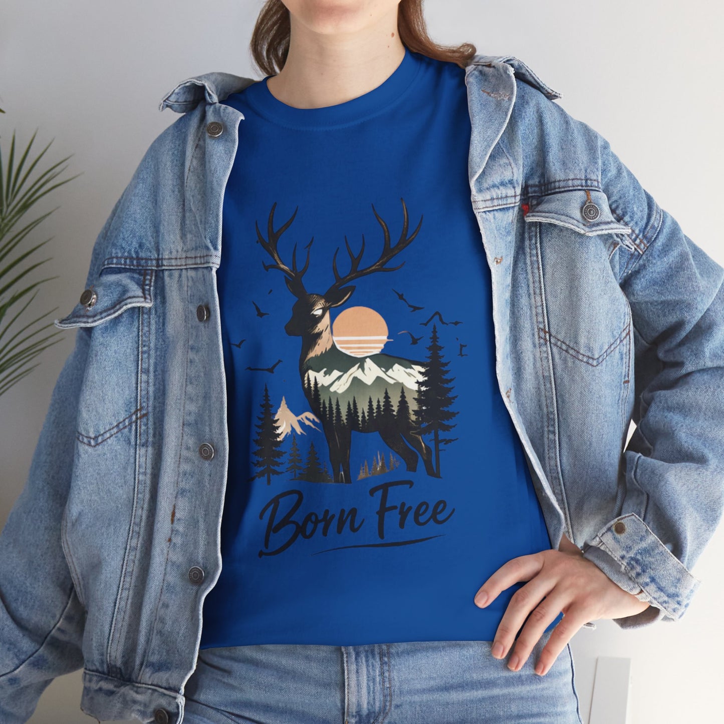 Minimalist Deer Nature T-Shirt – Forest Wildlife Graphic Tee, Calm Aesthetic Shirt