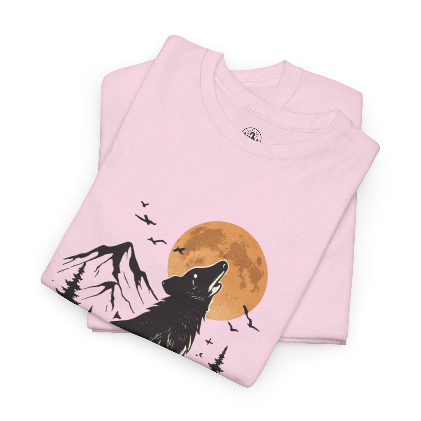 Howling Wolf Stay Wild Shirt – Aesthetic Nature Tee for Outdoor Lovers & Adventure Souls