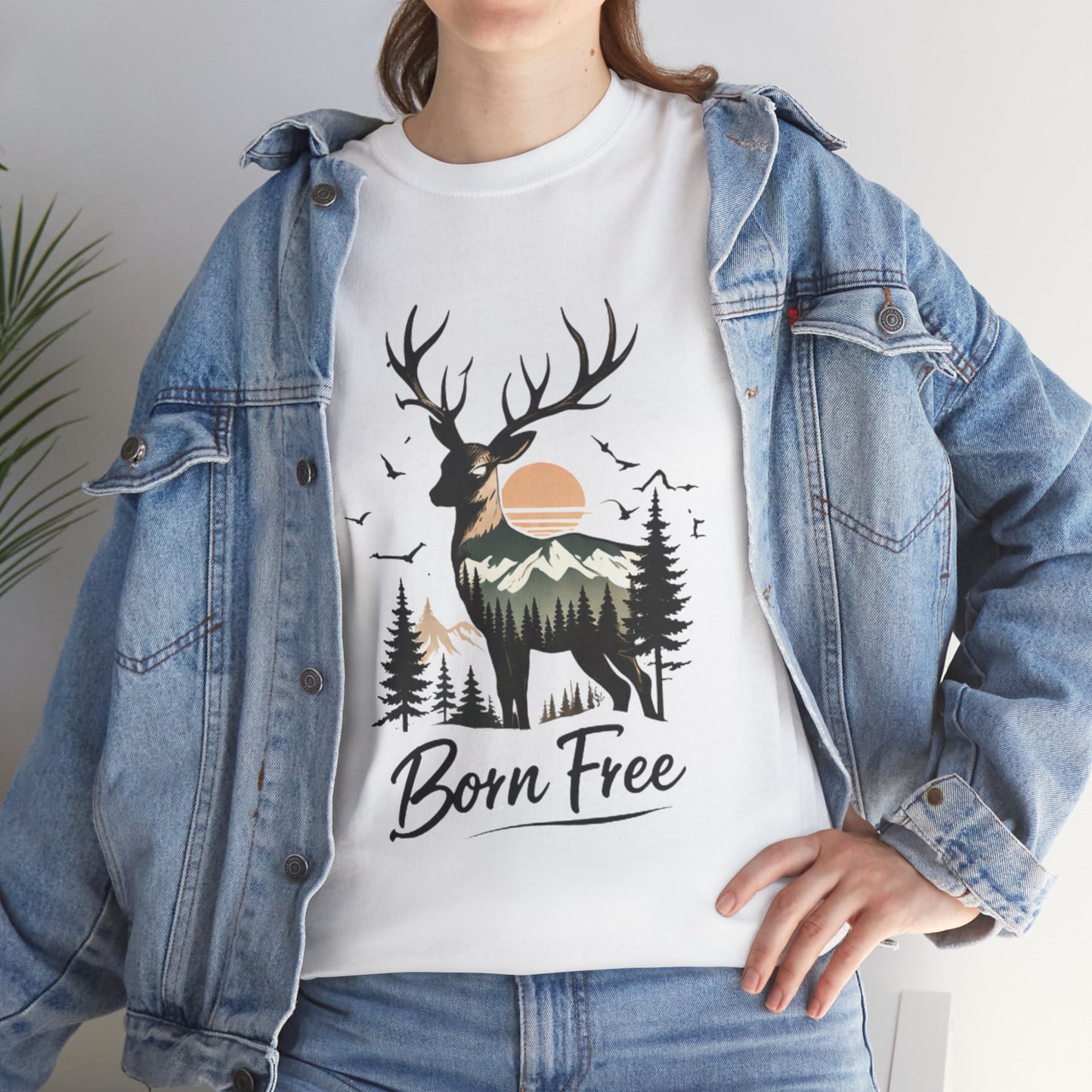 Minimalist Deer Nature T-Shirt – Forest Wildlife Graphic Tee, Calm Aesthetic Shirt